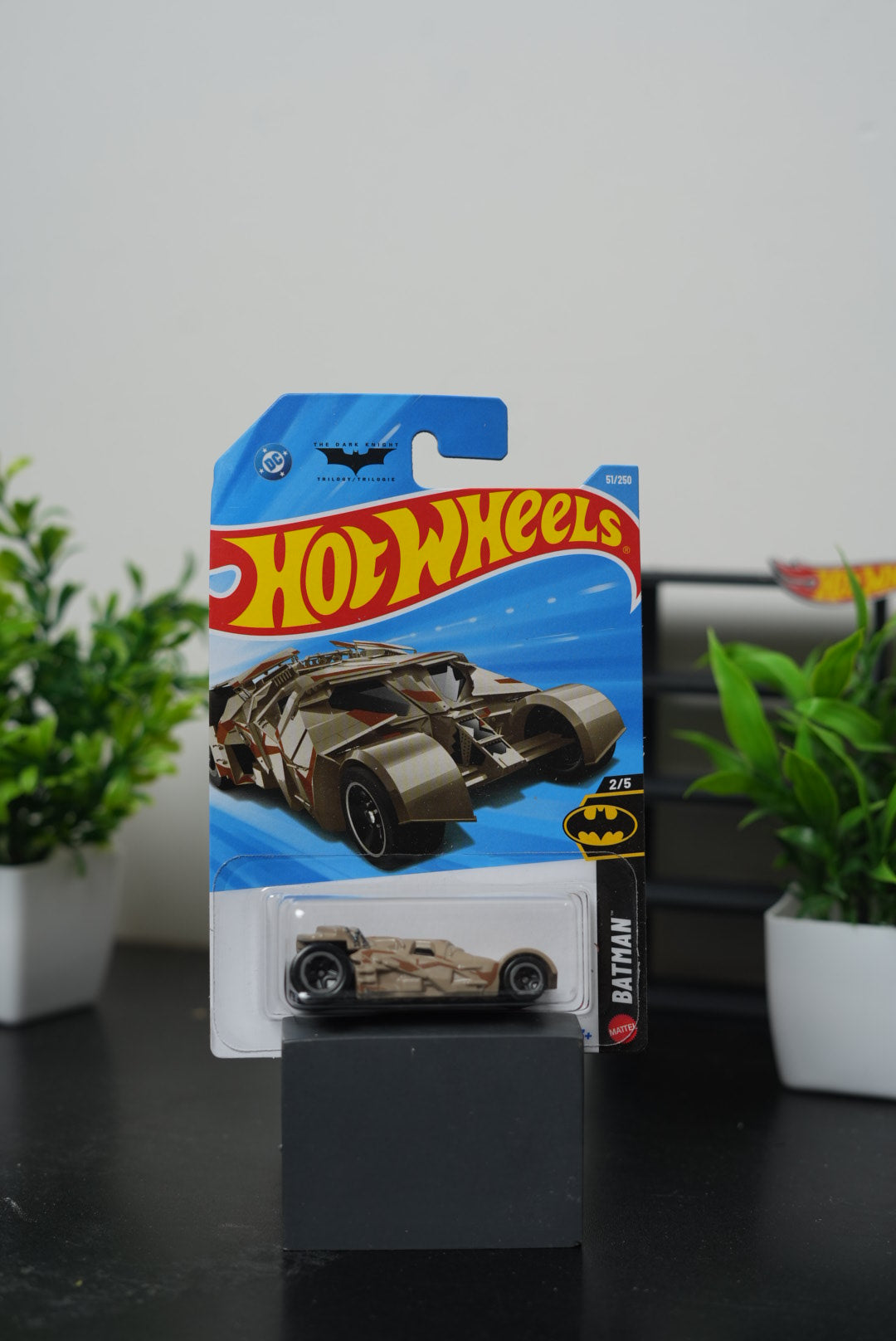 Hot Wheels - Dark Knight Batmobile