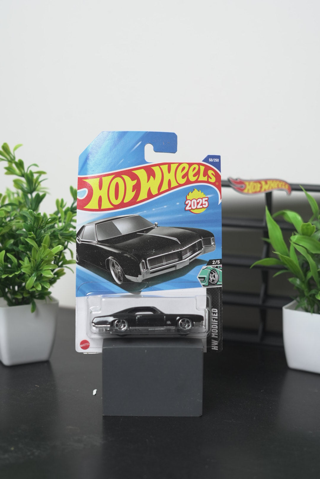 Hot Wheels 66 Buick Rivera