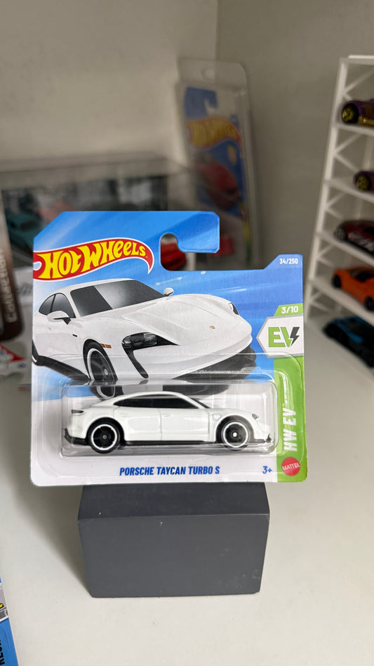 Hot Wheels Porsche Taycan Turbo S short card