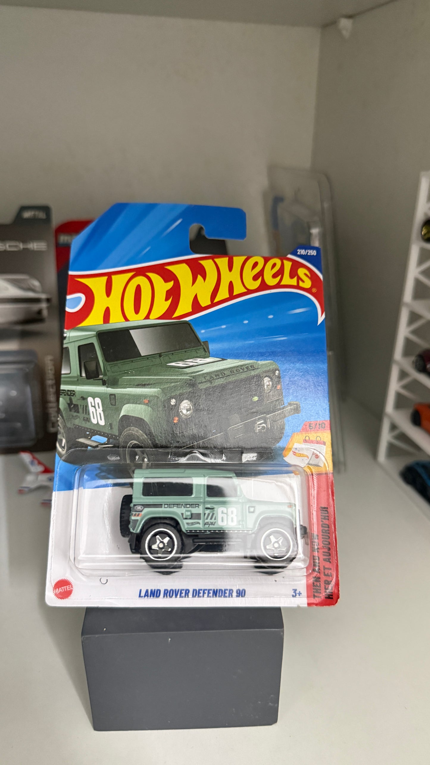 Hot Wheels Land Rover Defender 90