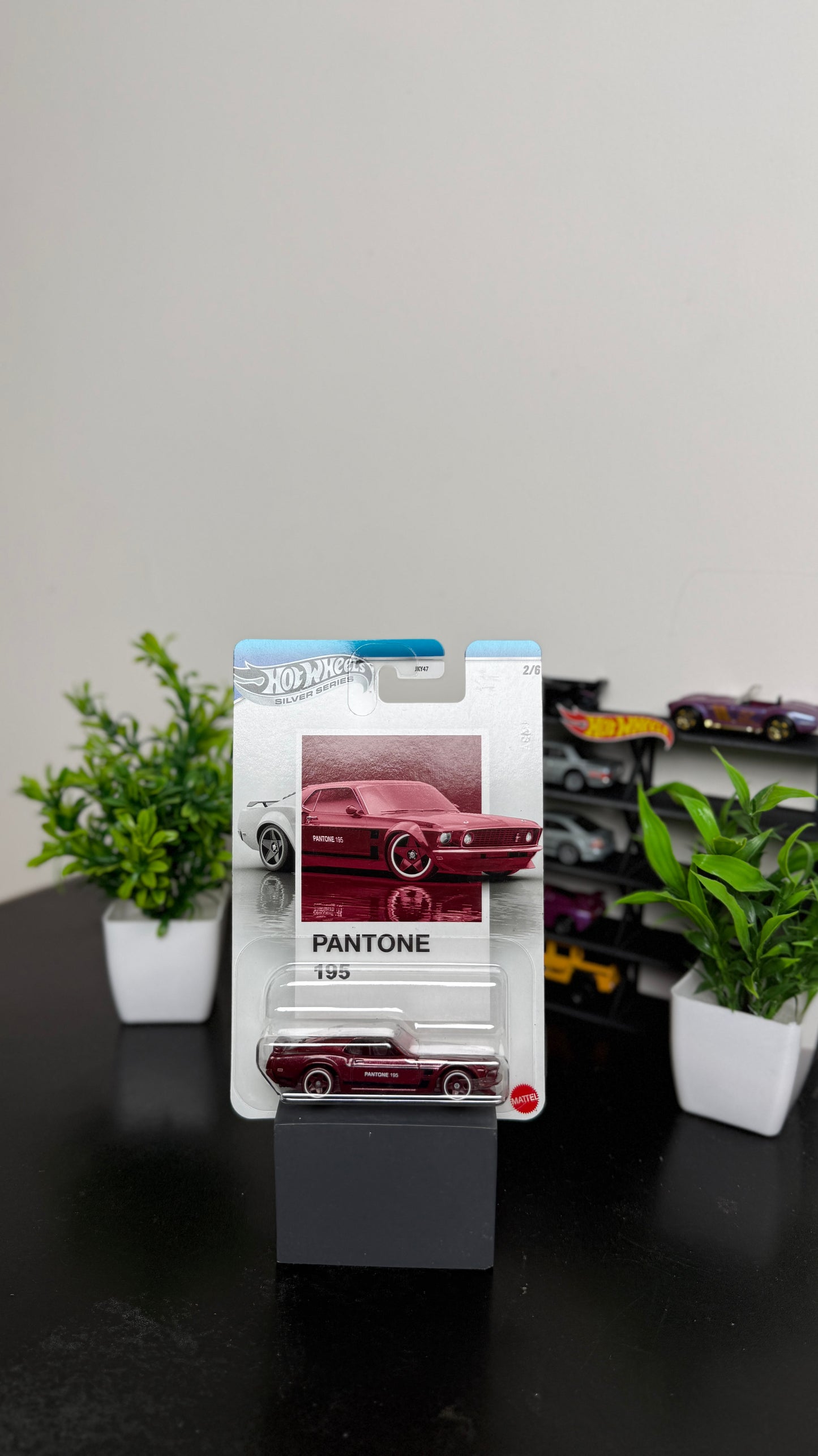 Hot Wheels - Pantone 69 Ford Mustang Boss