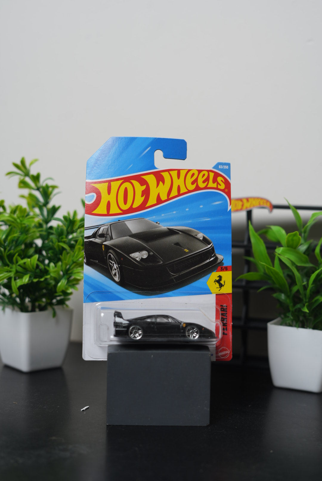 Hot Wheels - Ferrari F40 Competizione Black (Imported)