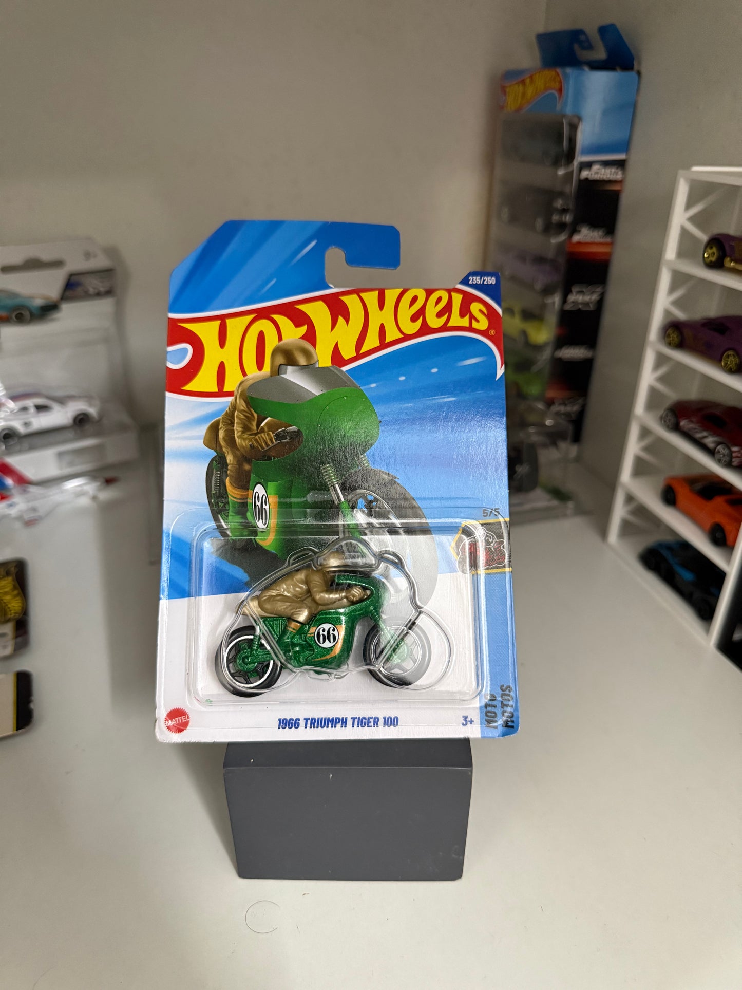 Treasure Hunt - 1966 Triumph Tiger 100 + One Fantasy Car