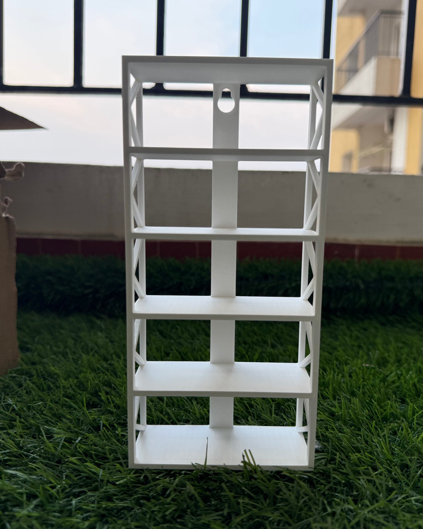 5 Car Garage Stand - White