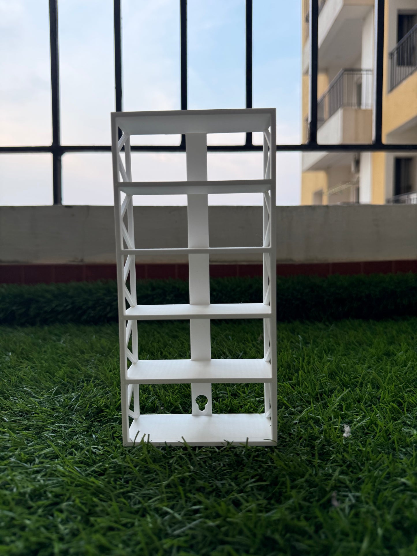 5 Car Garage Stand - White