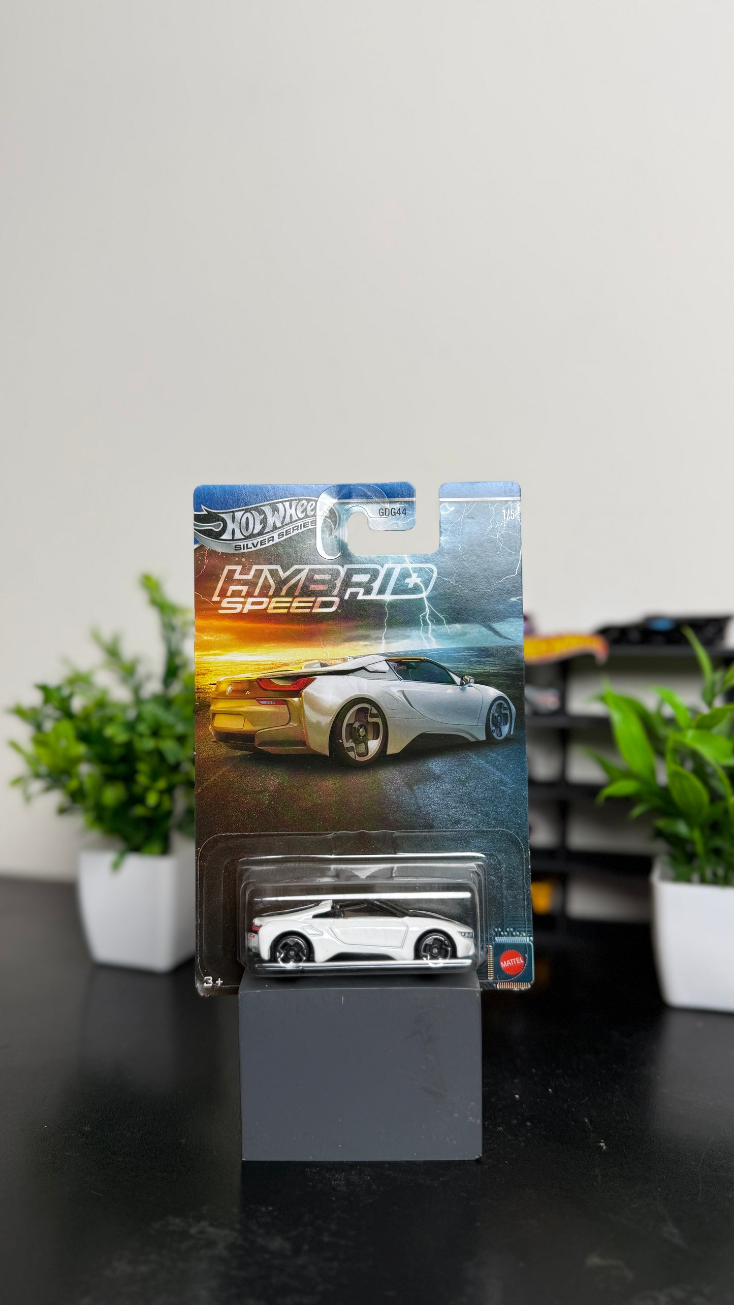 Hot Wheels - BMW i8 Roadster