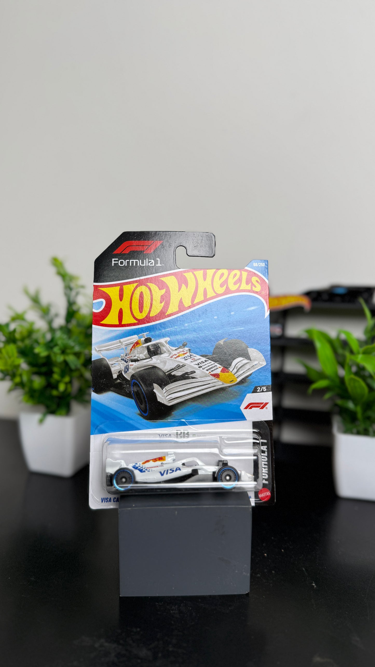 Hot Wheels - Visa Cash App Racing Bulls Formula One Team/Equipe Formula 1