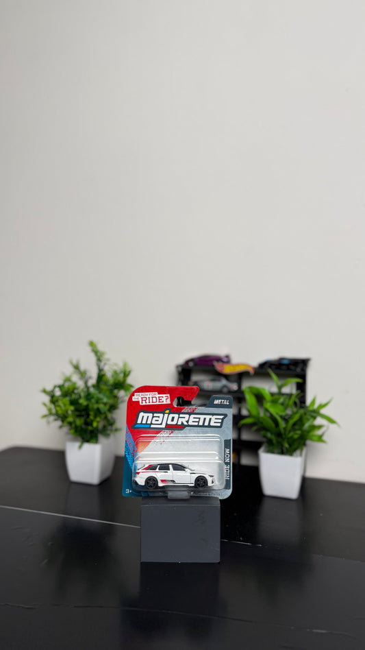 Majorette - Audi R6 Avant - Red