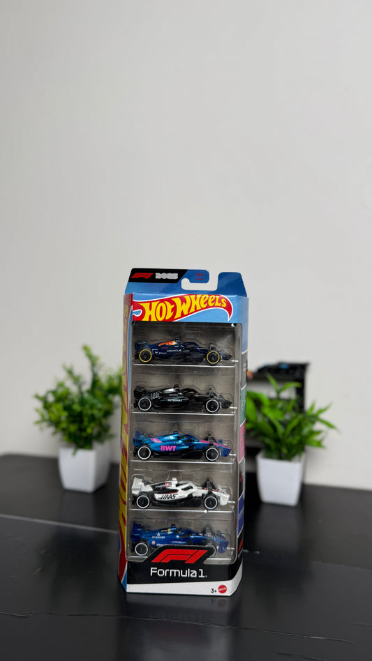 Hot Wheels - Formula 1  In 1:64 Scale Pack of 5 - Multicolor