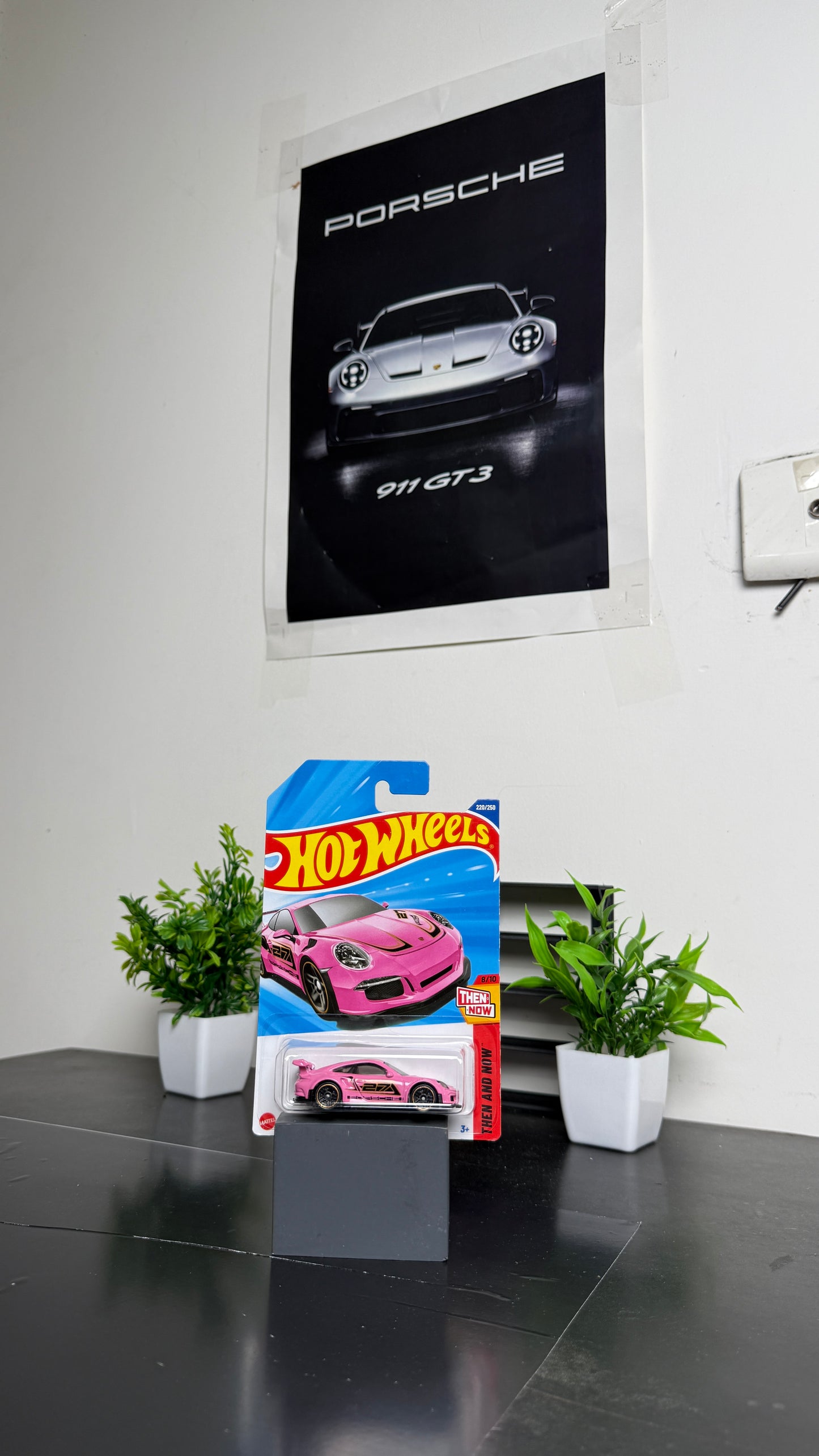 Hot Wheels - Porsche 911 GT3 RS Pink