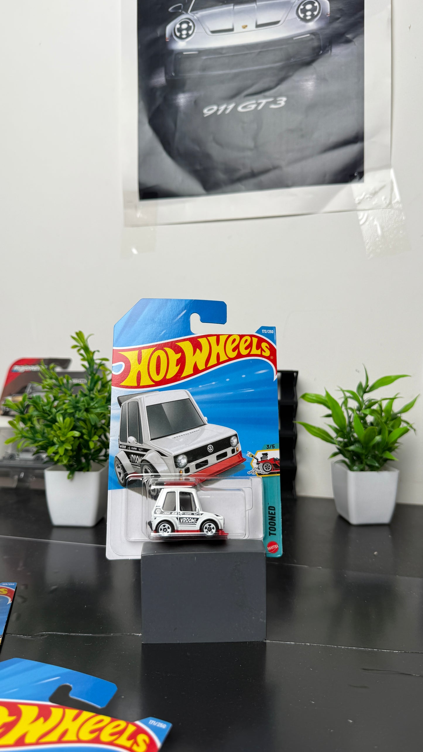Hot Wheels - Tooned Volkswagen Golf MK1