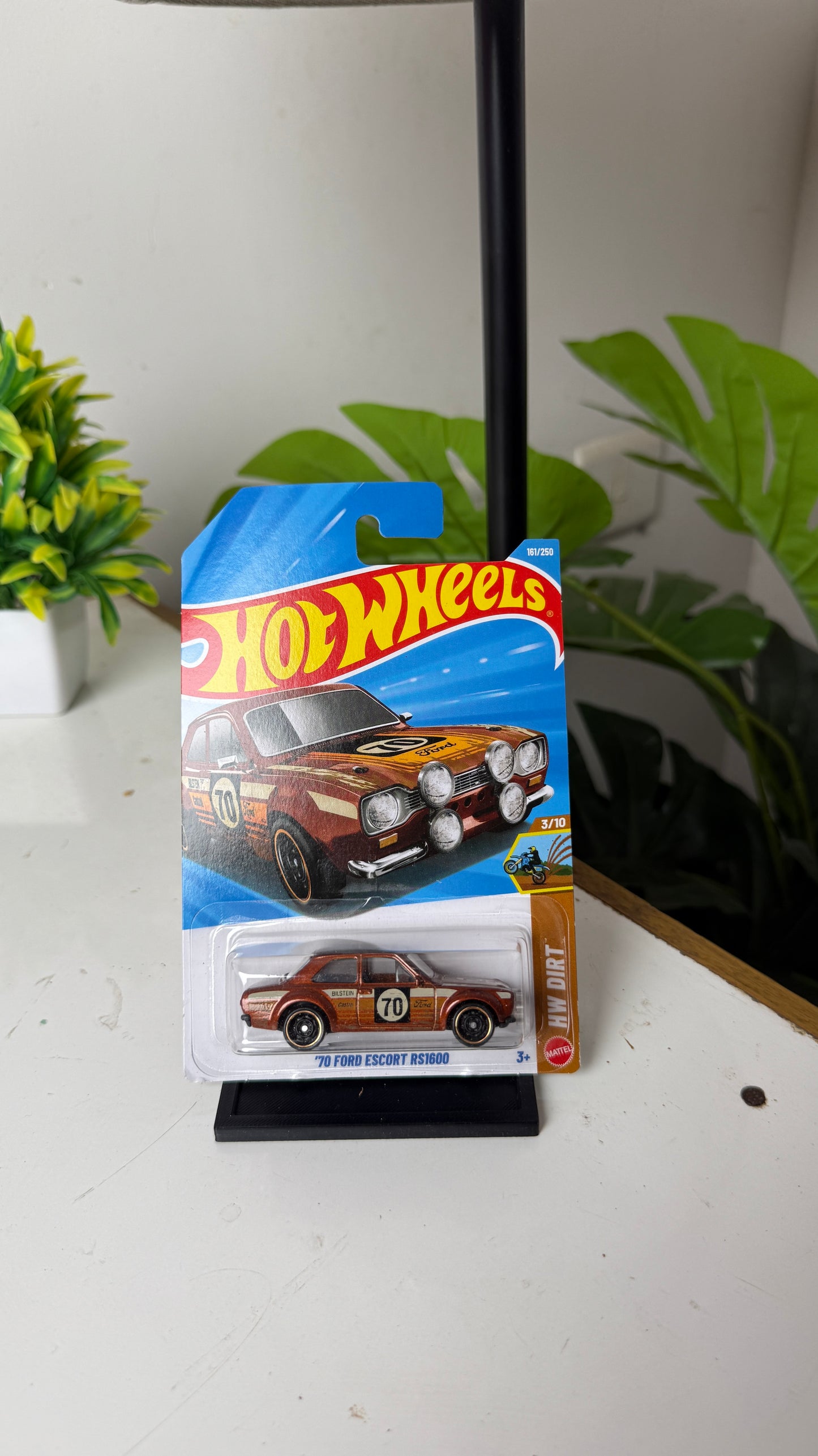 Hot Wheels - 70 Ford Escort - Brown