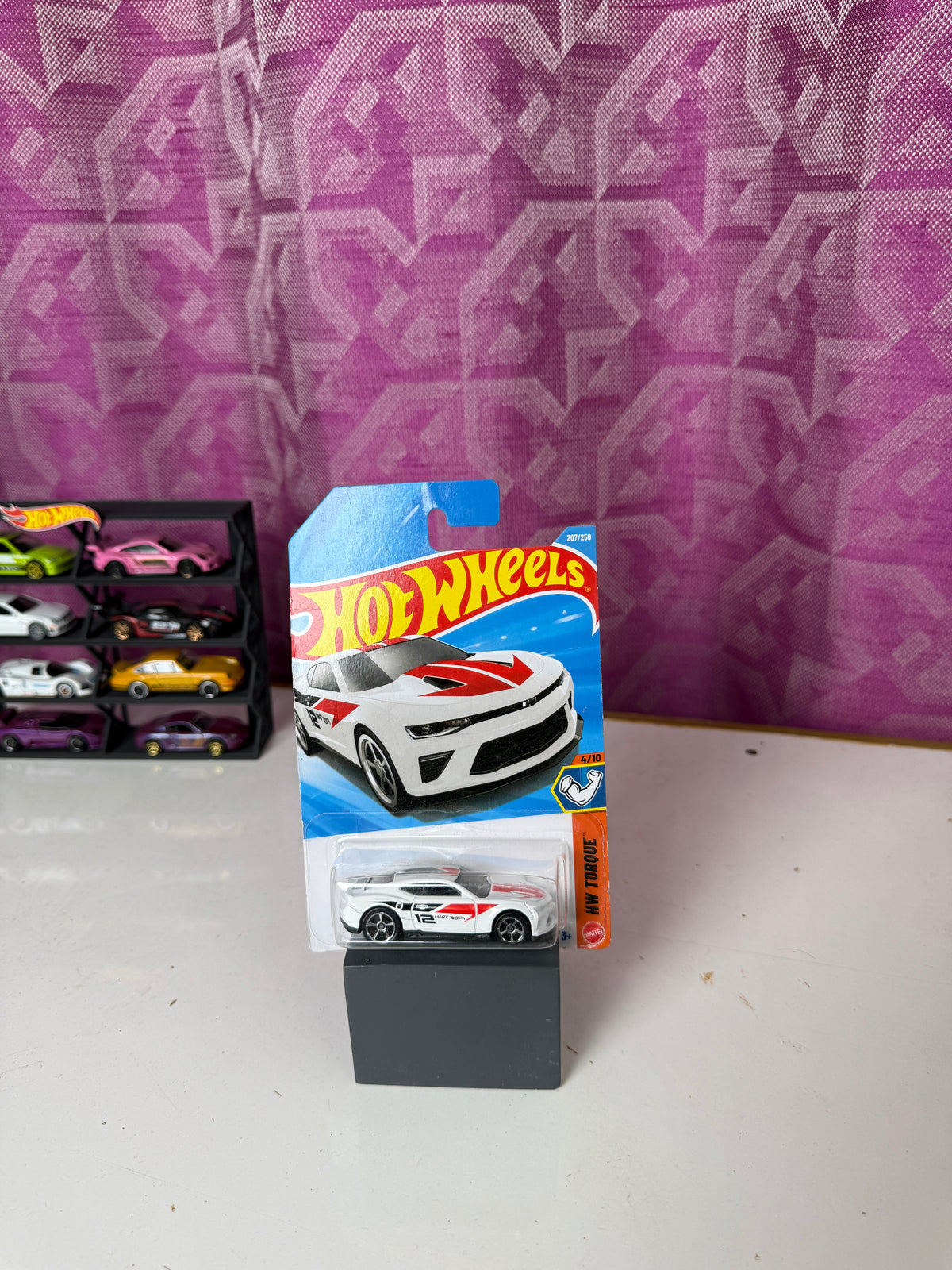 Hot Wheels - 18 Camaro SS - White